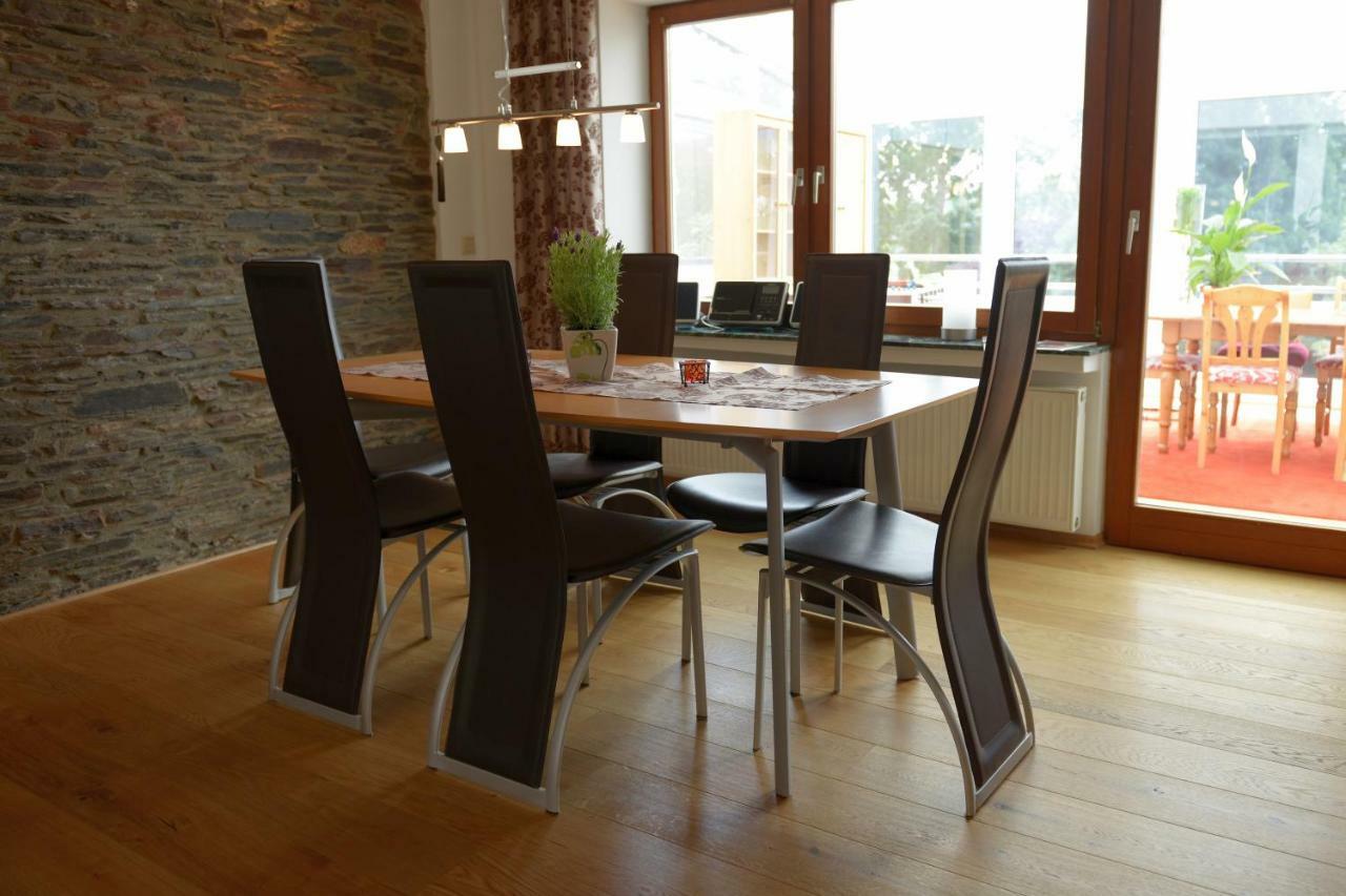 Ferienhaus Moselblick Mit Kostenfreien Oepnv-Ticket 乌尔齐希 外观 照片