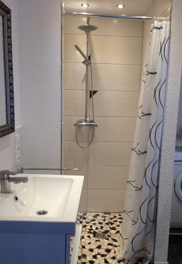 Ferienhaus Moselblick Mit Kostenfreien Oepnv-Ticket 乌尔齐希 外观 照片